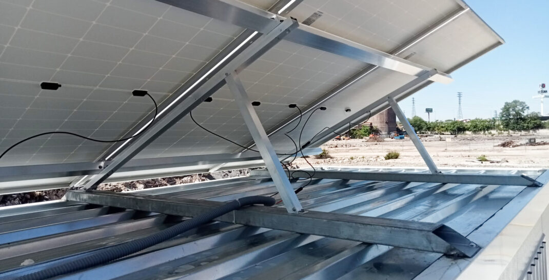 modulo-prefabricado-fotovoltaico-con-paneles-solares-autosuficiente (5)